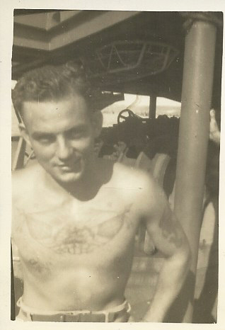 File:ROSudduth 1945-unknown sailor aboard USS Raccoon 3.jpg