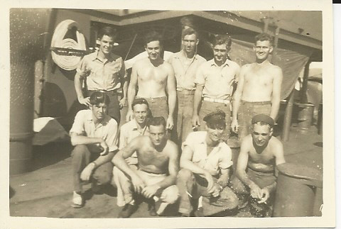 File:ROSudduth 1945-crew members of USS Raccoon.jpg