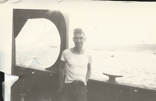 File:ROSudduth 1945-unknown sailor aboard USS Raccoon 10.jpg