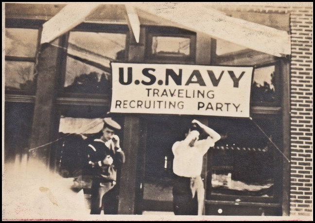 File:GregCiesielski WalterGCrosby 1917 1R Photo.jpg