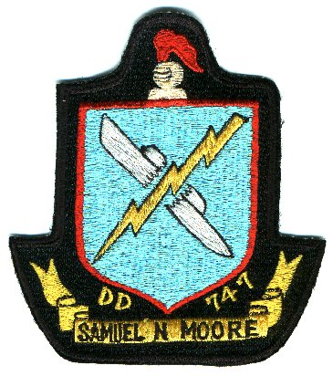 File:SamuelNMoore DD747 Crest.jpg