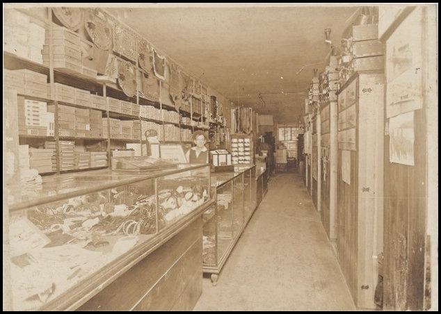 File:GregCiesielski WalterGCrosby 1918 6 Photo.jpg