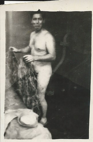 File:ROSudduth 1945-Binnie HT aboard USS Raccoon.jpg