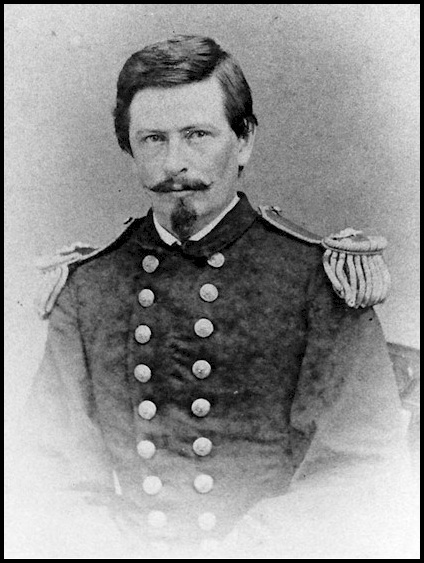 File:MacKenzie DD614 Crest.jpg