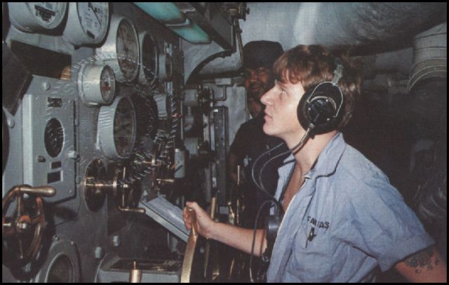 File:GregCiesielski Midway CV41 19920411 7 Back.jpg