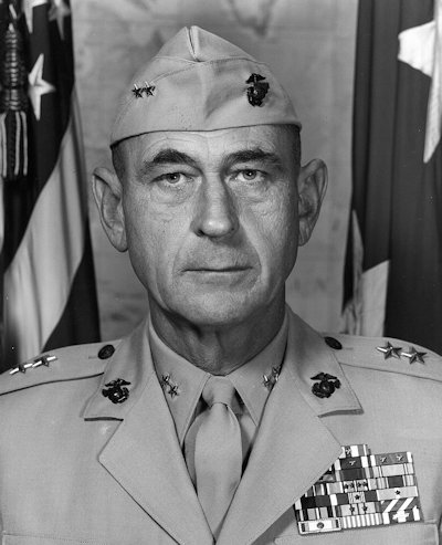 File:GregCiesielski 3rdMARDIV 19720925 1 Insignia.jpg