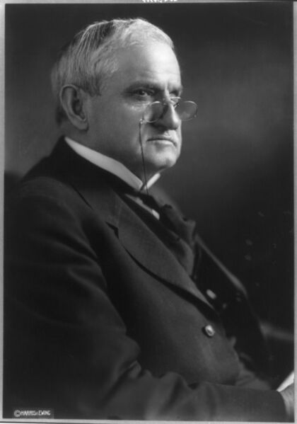 File:Tillman DD135 Crest.jpg